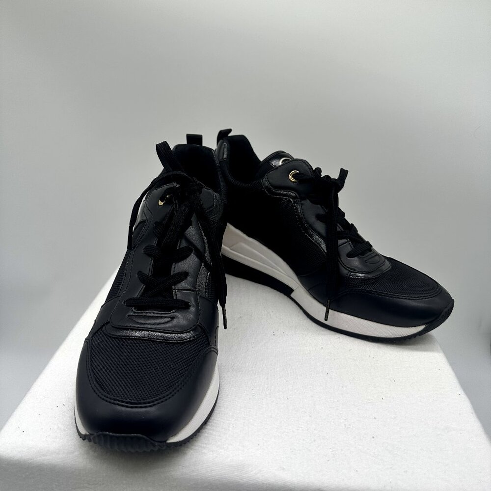 Michael Kors Black and Gold Sneakers Women's 11